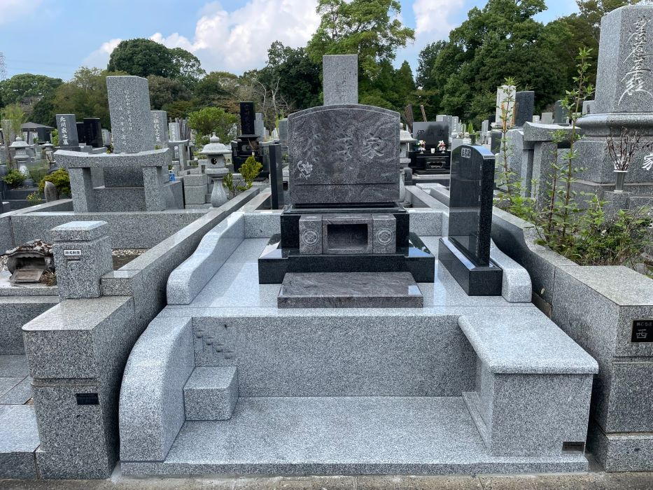 千葉市営　平和公園　木村石材店にて施工